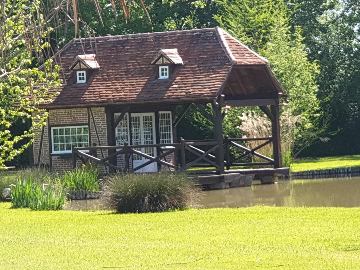 Moulin Du Soustre Acomodação com café da manhã Cavagnac Exterior foto